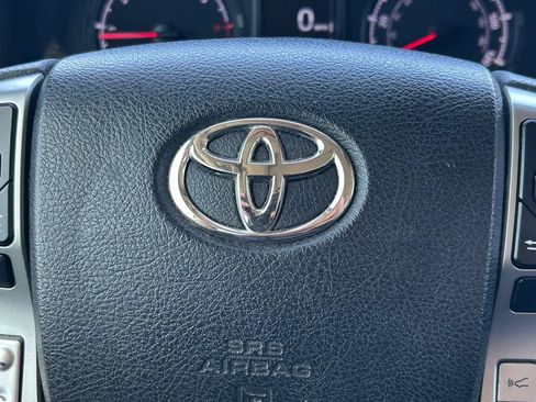 Used 2021 Toyota 4Runner SR5 Premium w/ Moonroof Package AWD/4WD image 38