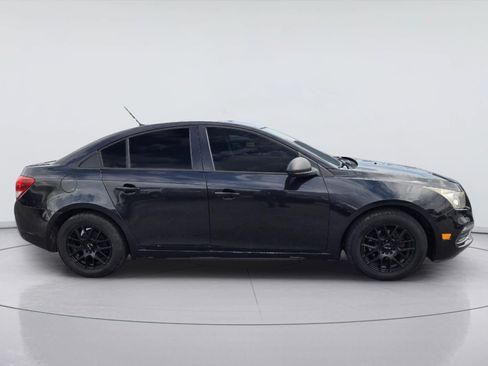 Used 2016 Chevrolet Cruze LS FWD image 4