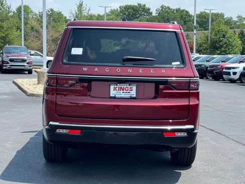 New 2024 Jeep Wagoneer 4WD w/ Premium Group I image 5