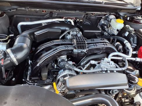 Certified 2024 Subaru Outback Limited AWD/4WD image 17