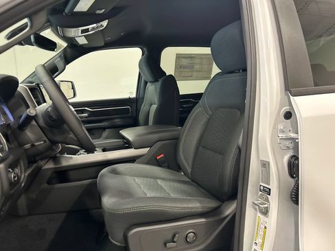 New 2026 RAM 1500 Big Horn AWD/4WD image 16