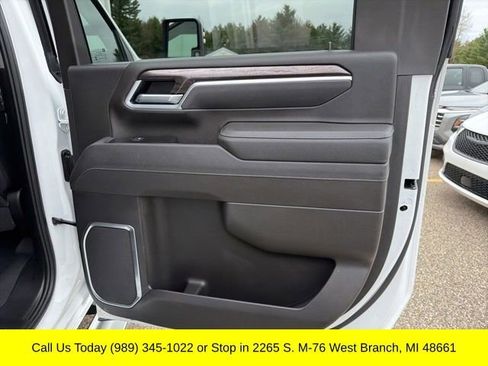 Used 2025 Chevrolet Silverado 2500 LTZ w/ LTZ Premium Package AWD/4WD image 36