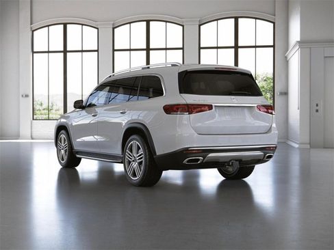 Certified 2022 Mercedes-Benz GLS 450 4MATIC image 29