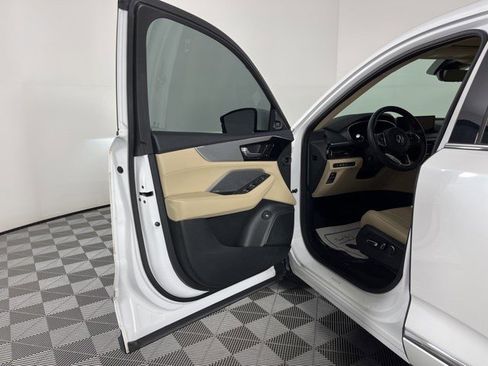 Used 2022 Acura MDX FWD w/ Technology Package image 13