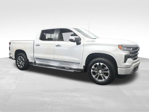 Used 2024 Chevrolet Silverado 1500 High Country AWD/4WD image 8