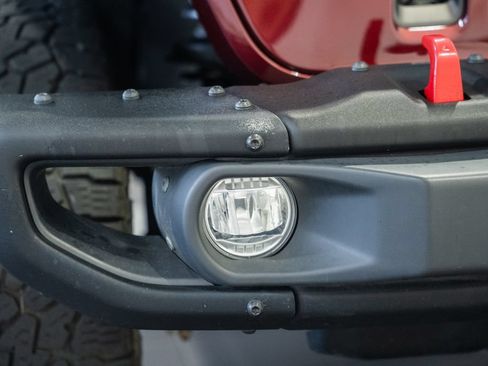 Used 2021 Jeep Gladiator Rubicon w/ LED Lighting Group AWD/4WD image 12