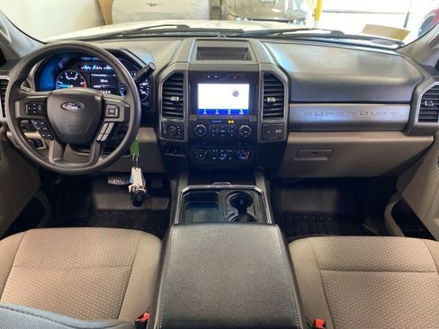 Certified 2022 Ford F350 XLT w/ XLT Value Package image 16