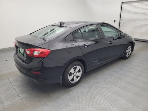 Used 2018 Chevrolet Cruze LS FWD image 10