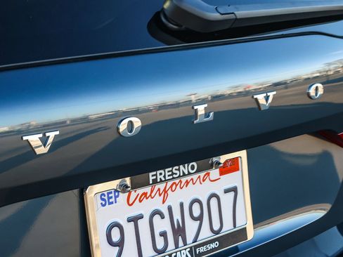 Used 2026 Volvo XC60 B5 Plus w/ Protection Package Premier image 14