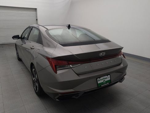 Used 2021 Hyundai Elantra Limited w/ Cargo Package FWD image 6