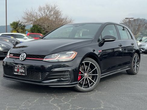 Used 2021 Volkswagen GTI Autobahn image 2
