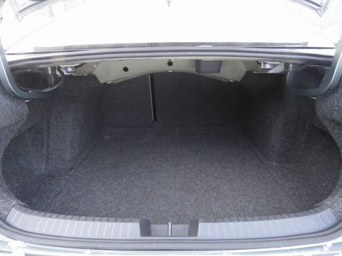 Used 2019 Volkswagen Jetta SEL w/ Cold Weather Package image 17