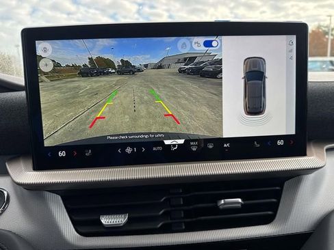 New 2026 Ford Explorer Active w/ Active Comfort Package image 27