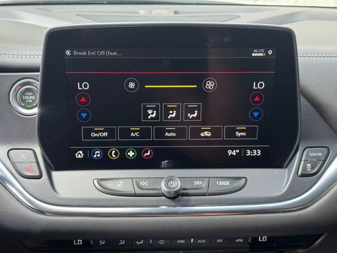 Used 2023 Chevrolet Blazer LT FWD image 25