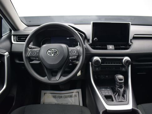 Used 2024 Toyota RAV4 LE image 14