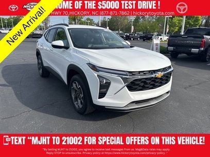 Used 2025 Chevrolet Trax LT w/ LT Convenience Package