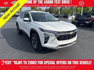 Used 2025 Chevrolet Trax LT w/ LT Convenience Package video 1