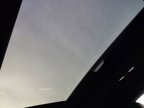 Used 2016 Audi A3 e-tron Premium Plus w/ Premium Plus Package image 6