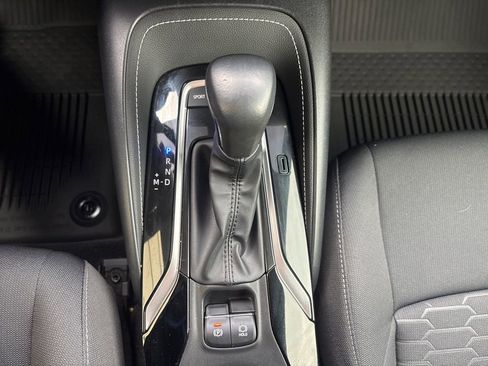 Used 2022 Toyota Corolla SE image 16