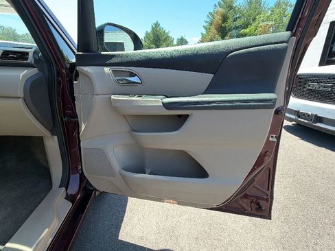Used 2015 Honda Odyssey Touring Elite image 49