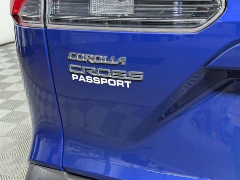 Certified 2022 Toyota Corolla Cross XLE image 13