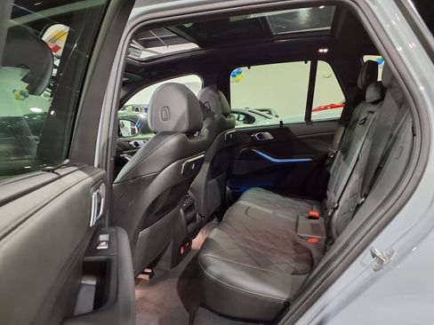 Used 2024 BMW X5 xDrive40i w/ M Sport Package AWD/4WD image 18