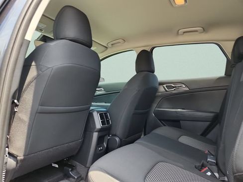 New 2026 Kia Sportage LX FWD image 16