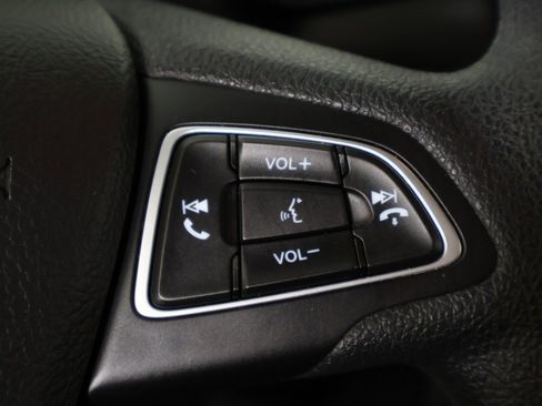 Used 2022 Ford EcoSport SE image 39