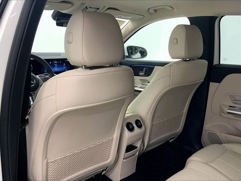 New 2026 Mercedes-Benz GLA 250 image 18