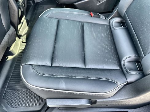 New 2026 Buick Enclave Sport Touring w/ Power Package image 17