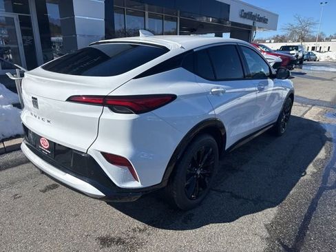 New 2026 Buick Envista Sport Touring image 6