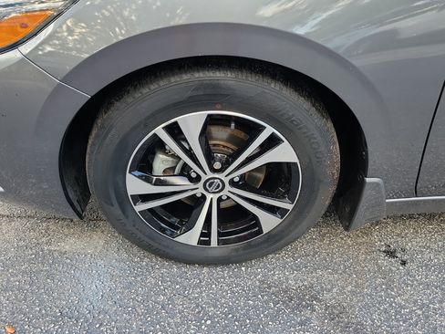 Used 2021 Nissan Sentra SV w/ Trunk Package FWD image 4