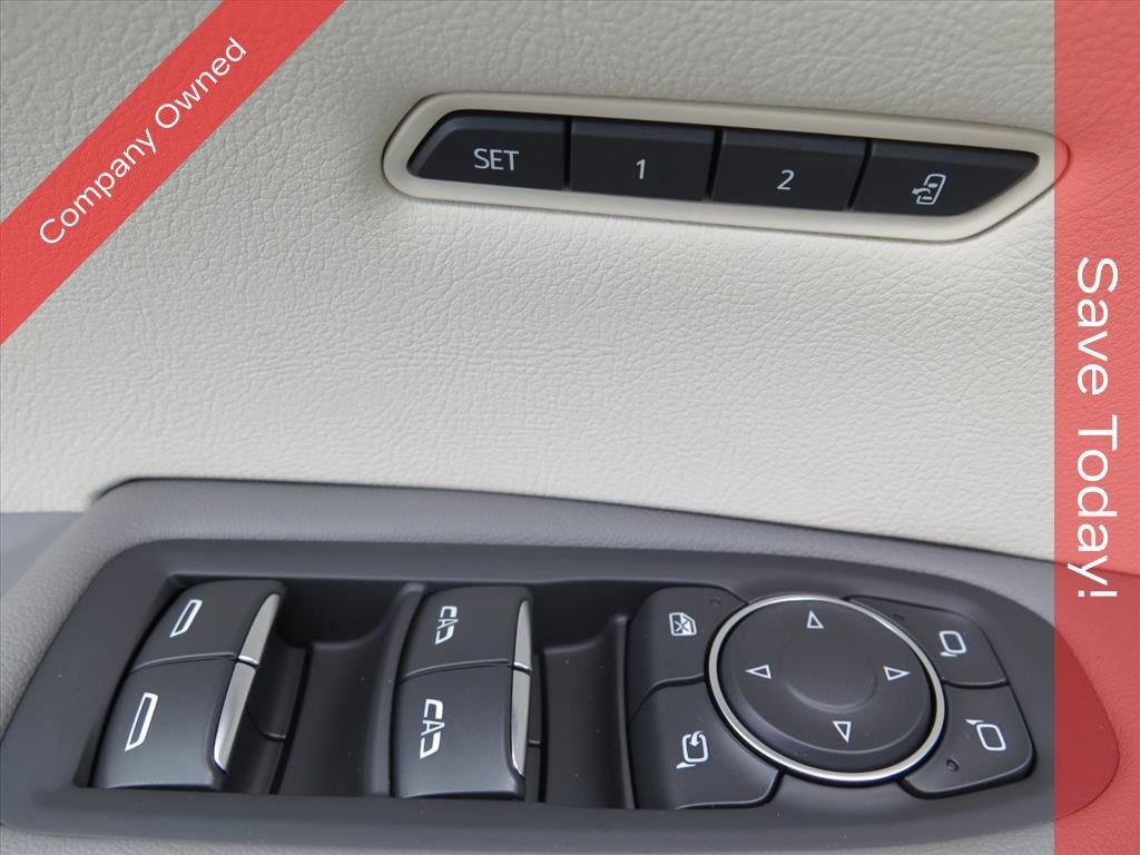 New 2026 Cadillac XT5 Premium Luxury w/ Driver Assist Package FWD image 11