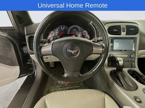 Used 2006 Chevrolet Corvette Convertible w/ Preferred Equipment Group RWD image 15