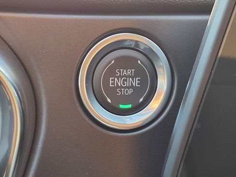 New 2025 Chevrolet Blazer LT w/ Convenience Package image 7