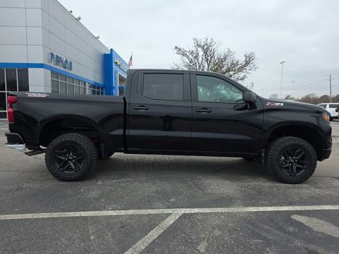 New 2026 Chevrolet Silverado 1500 Custom Trail Boss image 9