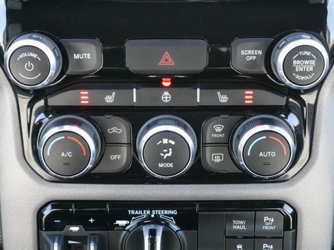 Used 2021 RAM 1500 Big Horn image 20