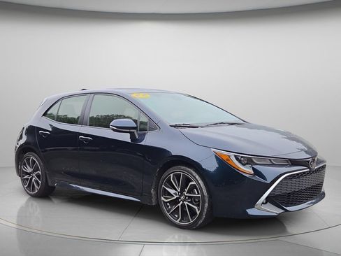 Used 2022 Toyota Corolla XSE FWD image 9