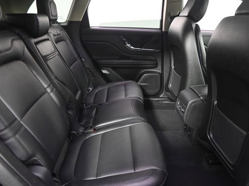 New 2026 Lincoln Corsair Premiere image 18