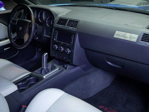 Used 2010 Dodge Challenger SRT8 w/ SRT Option Group II RWD image 6