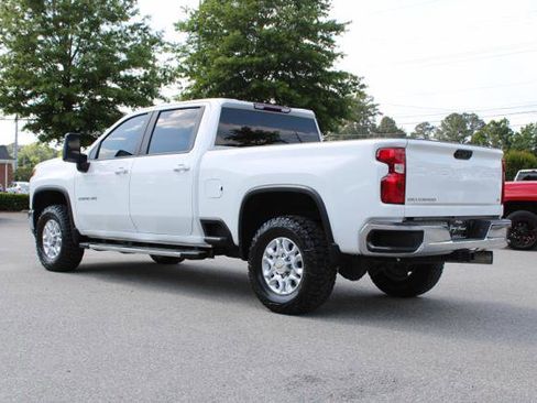 Used 2022 Chevrolet Silverado 2500 LT w/ Convenience Package AWD/4WD image 7