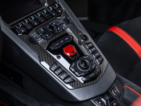 Used 2017 Lamborghini Aventador LP 750-4 Superveloce image 53