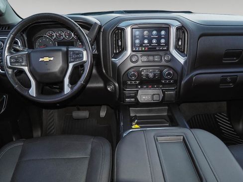 Certified 2022 Chevrolet Silverado 2500 LTZ w/ LTZ Convenience Package AWD/4WD image 13