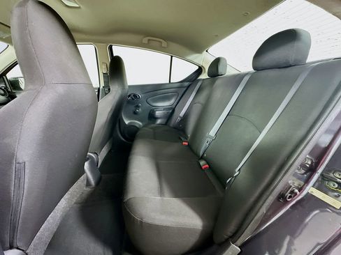 Used 2015 Nissan Versa S Plus FWD image 4