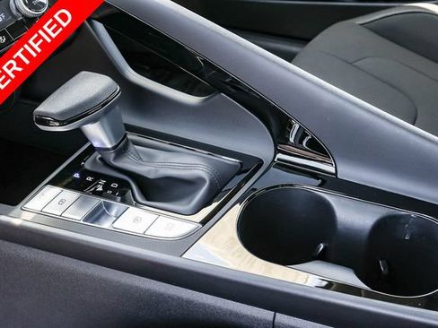 Used 2025 Hyundai Elantra Hybrid FWD image 22