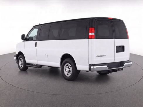 Used 2019 Chevrolet Express 3500 LT w/ LT Preferred Equipment Group RWD image 7