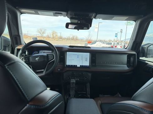 New 2024 Ford Bronco Outer Banks w/ Sasquatch Package AWD/4WD image 29