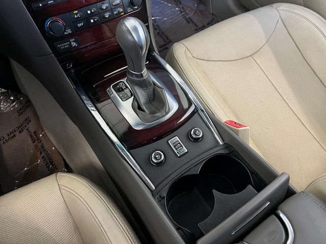 Used 2014 INFINITI Q60 Convertible w/ Premium Package RWD image 21