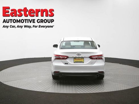 Used 2019 Toyota Camry XLE w/ Carpet Mat Package FWD image 39