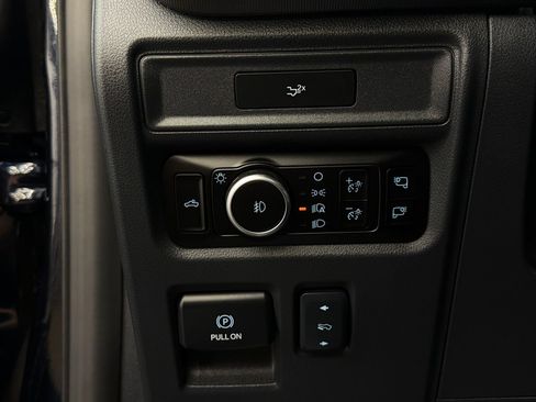 Used 2026 Ford F150 Lariat AWD/4WD image 29